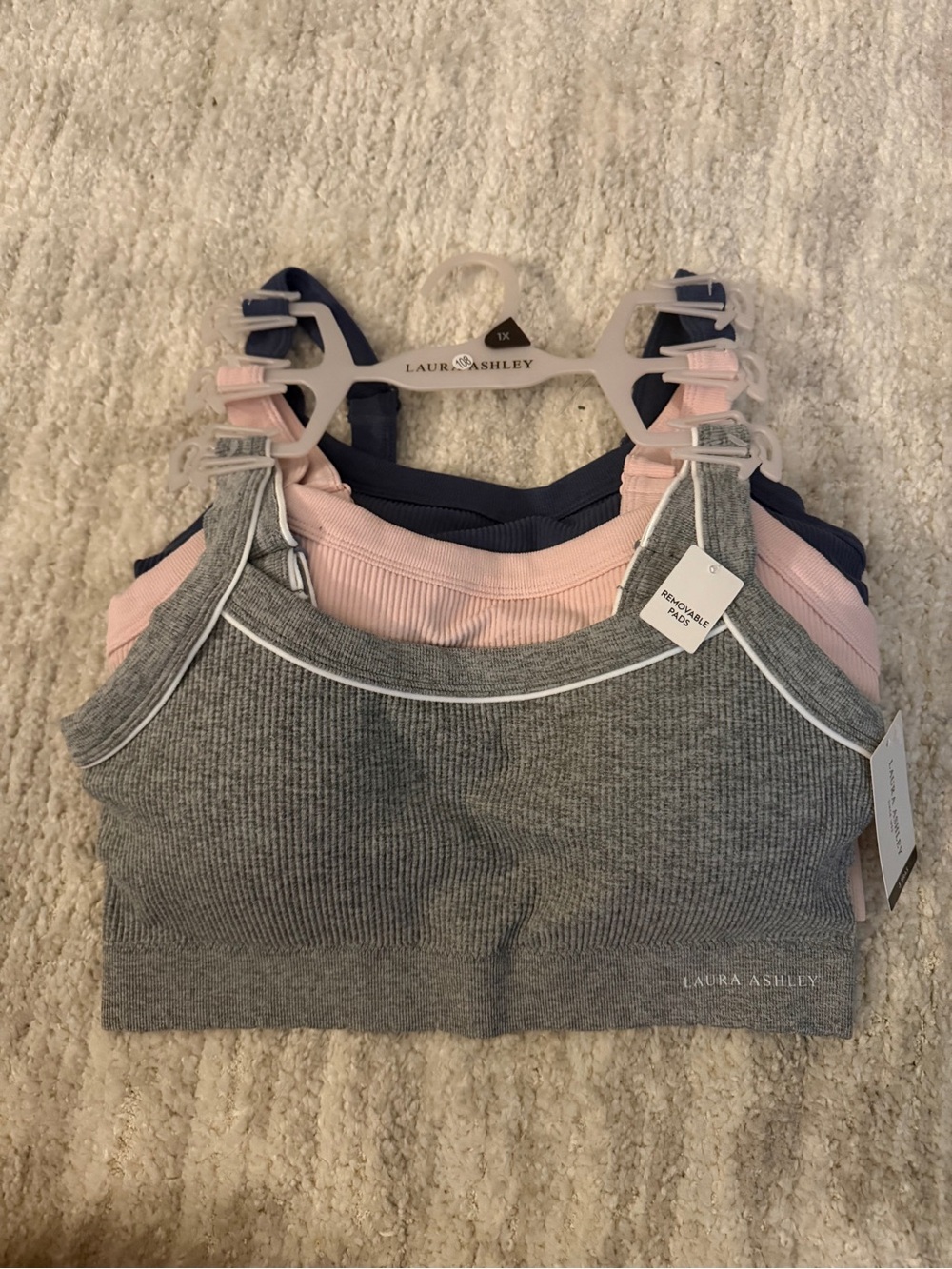 “New” Laura Ashley Women’s Ribbed Seamless Bralette size1x